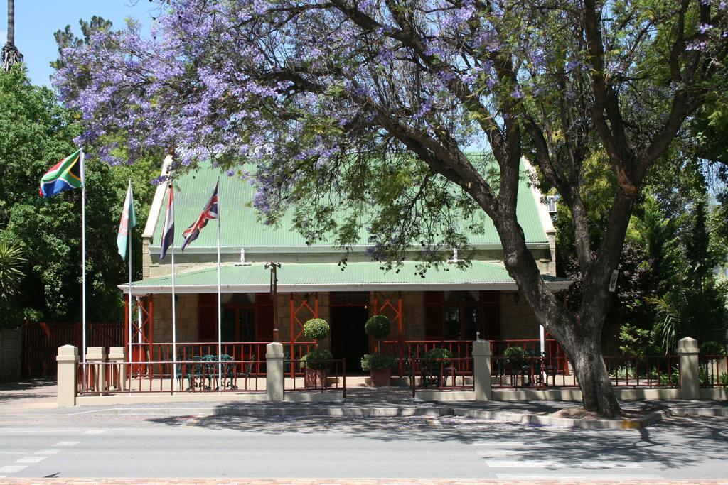 88 Baron Van Reede Guesthouse Oudtshoorn Kültér fotó